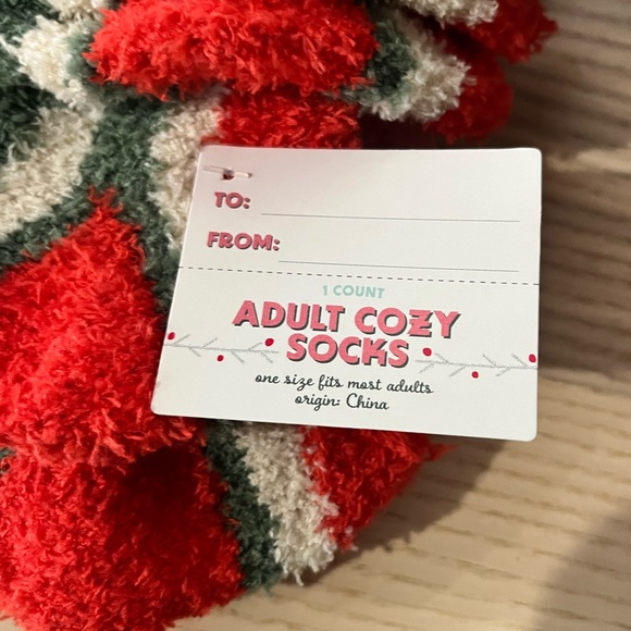 NWT Set of 7 Christmas green & white stripe fuzzy socks with red trim - Picture 2 of 2